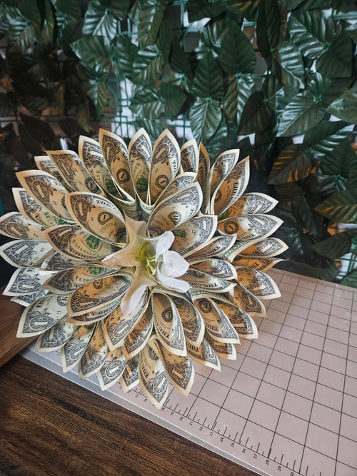 Luxury Customized Money Bouquet | The Perfect Gift for Graduations, Birthdays, Mother’s Day & Special Occasions